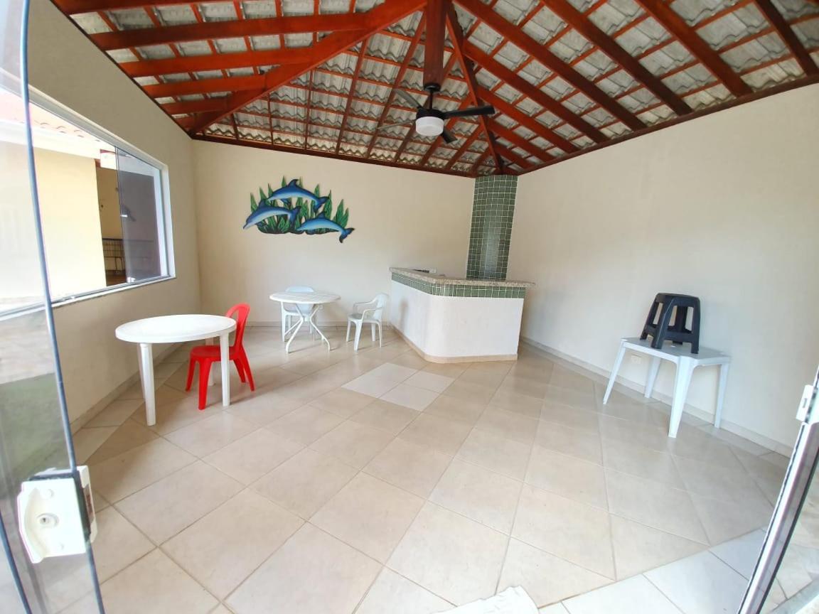 Apartamento Lindo Apto Com 3 Quartos, Apenas 1 Quadra Da Praia Das Toninhas Ubatuba Exterior foto